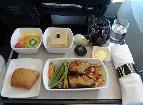 世界の飛行機の機内食 航空会社ごと 食事画像集まとめ Ailovei